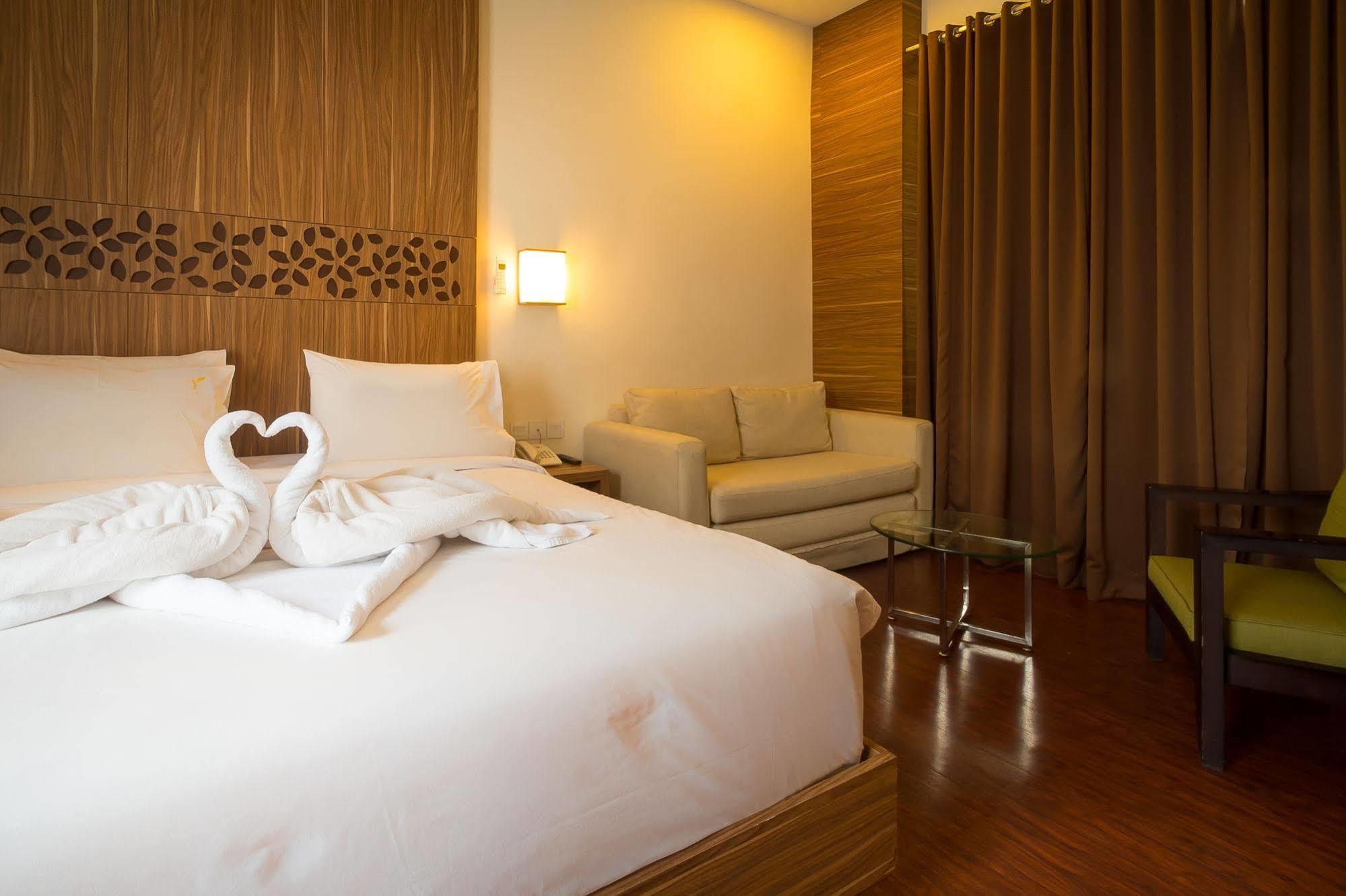Vihan Suites Bali Kuta Lombok Dış mekan fotoğraf